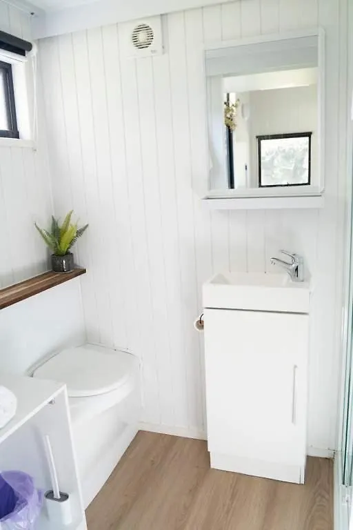 Hill Creek Tiny House 1 By Tiny Away Villa Perwillowen