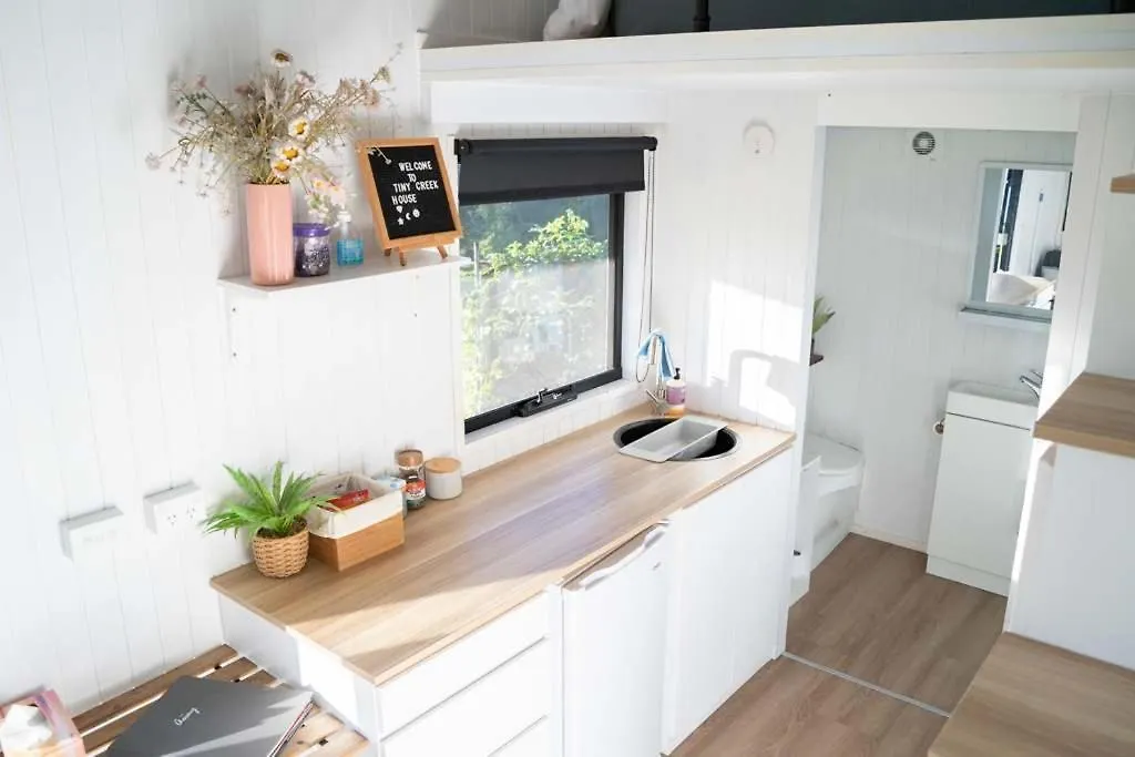 Вилла Hill Creek Tiny House 1 By Tiny Away Perwillowen Дом отдыха