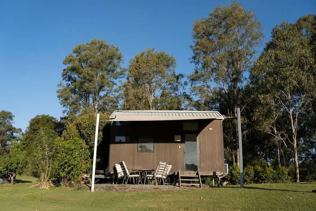 Дом отдыха Вилла Hill Creek Tiny House 1 By Tiny Away Perwillowen
